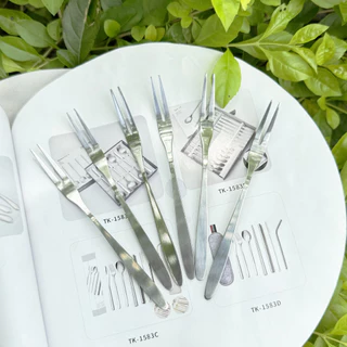 ผลไม้ ส้อมเค้ก ส้อมขนม 6 ชิ้น สแตนเลส 304 ทนทาน ส้อมไหว้พระจันทร์ ชุดโต๊ะอาหาร