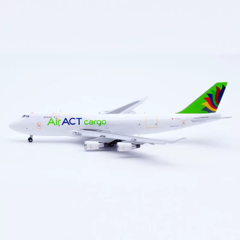1: 400 JC Wing Airliner รุ่น Air ACT สินค้า B747-400 TC-ACF Foaming Rash Machine
