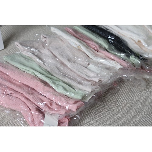 ข้อเสนอพิเศษตรุษจีน EME แขนสั้น ลายไม้ Willow หลากสี