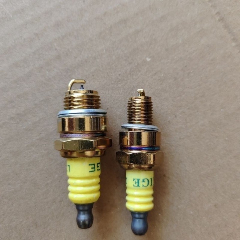 Chainsaw 2-Stroke Engine 462 Imported NGK Spark Plug 7Y / L7T สำหรับเลื่อยไม้