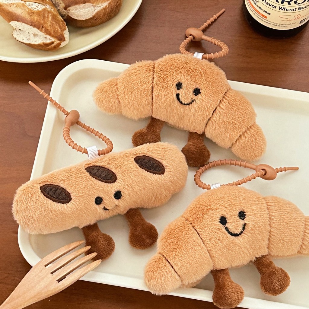ตุ๊กตาน่ารักครัวซองต์ Baguette จี้พวงกุญแจตกแต่งตุ๊กตา Girly Heart All Match เครื่องประดับตุ๊กตา