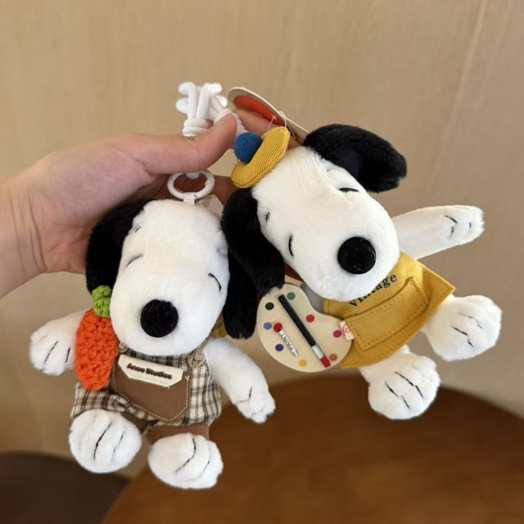 พวงกุญแจตุ๊กตา Snoopy Puppy Bag ของขวัญน่ารักสำหรับสะสม