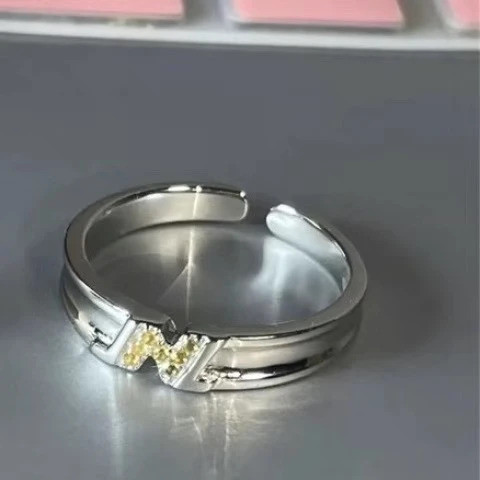 [TNT Times Youth League] สร้อยคอแอตทริบิวต์หรูหราไม่ซีดจางของขวัญอุปกรณ์ต่อพ่วงที่รวมเจ็ดคนหวาน 26.3