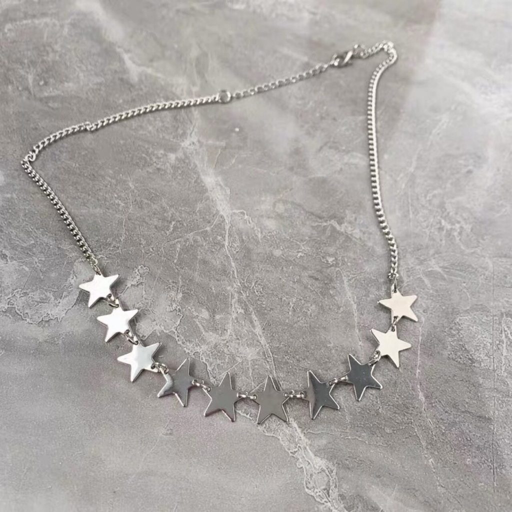 สร้อยไปทะเล สร้อยทะเล อุปกรณ์เสริม Abi ขายร้อนริมทะเลดาว Abi จับคู่หลายชั้นสวมเครื่องประดับสร้อยคอ