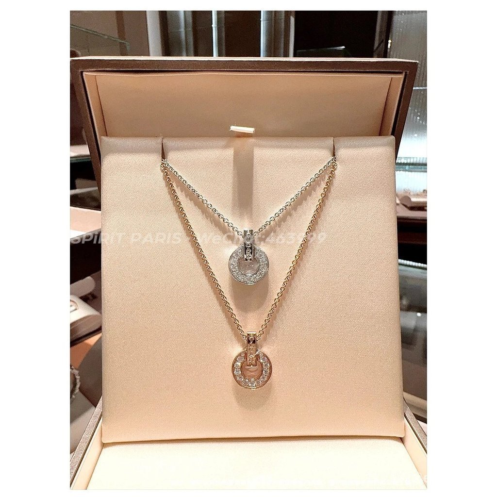 BVLGARI สร้อยคอมีจี้ในรูปแบบเหรียญ เพชรและทองคำขาว 18K