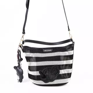 PLAYBOY รุ่น Nana Bucket Bag กระเป๋าสะพายข้างผู้หญิง รหัส ST-BS261PB154-BK ดีไซน์ไหมพรม