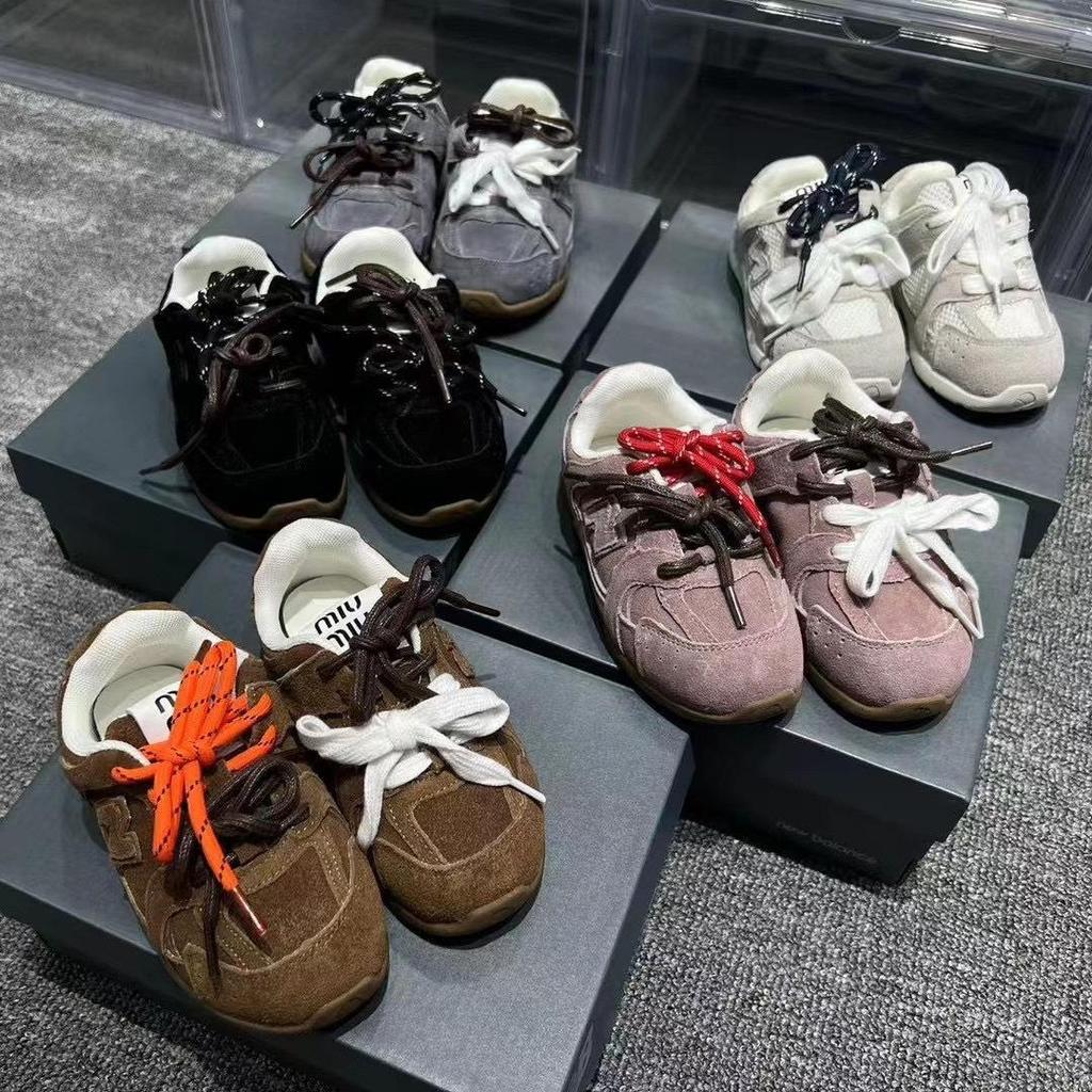 NB530MiuMiuMiu ร่วมเพื่อนร่วมชั้นรองเท้ากีฬาเด็ก Xia Forrest Gump ตาข่ายระบายอากาศรองเท้าลําลองเด็กช
