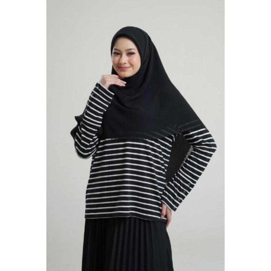 Rabbani - เสื้อยืด Noelle SG