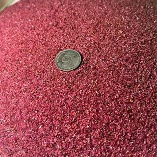 ทรายโกเมนแดง(Imperial Red) เกรดพรีเมียม นำเข้าอินโด สีแดงลึก หรู ดุดัน สำหรับตู้ปลาโชว์ระดับตัวท็อป คุณภาพสูง