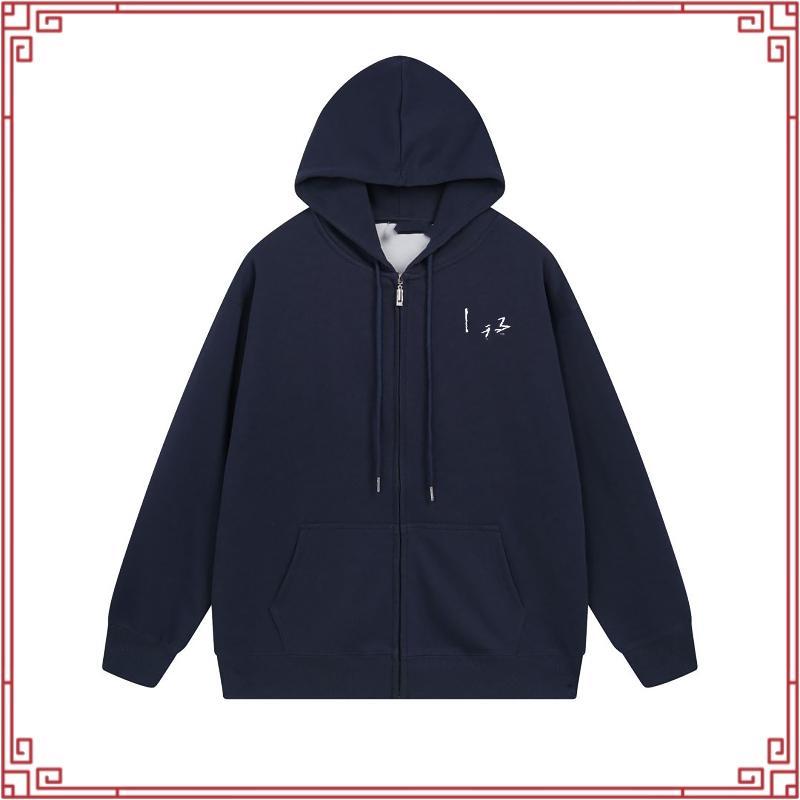 (สินค้าใหม่) Karants เสื้อฮู้ดดี้โลโก้โลหะ ทรง Cropped Boxy  - AK77 พรีเมียม ผ้าฝ้ายนุ่มฟูคุณภาพสูง 