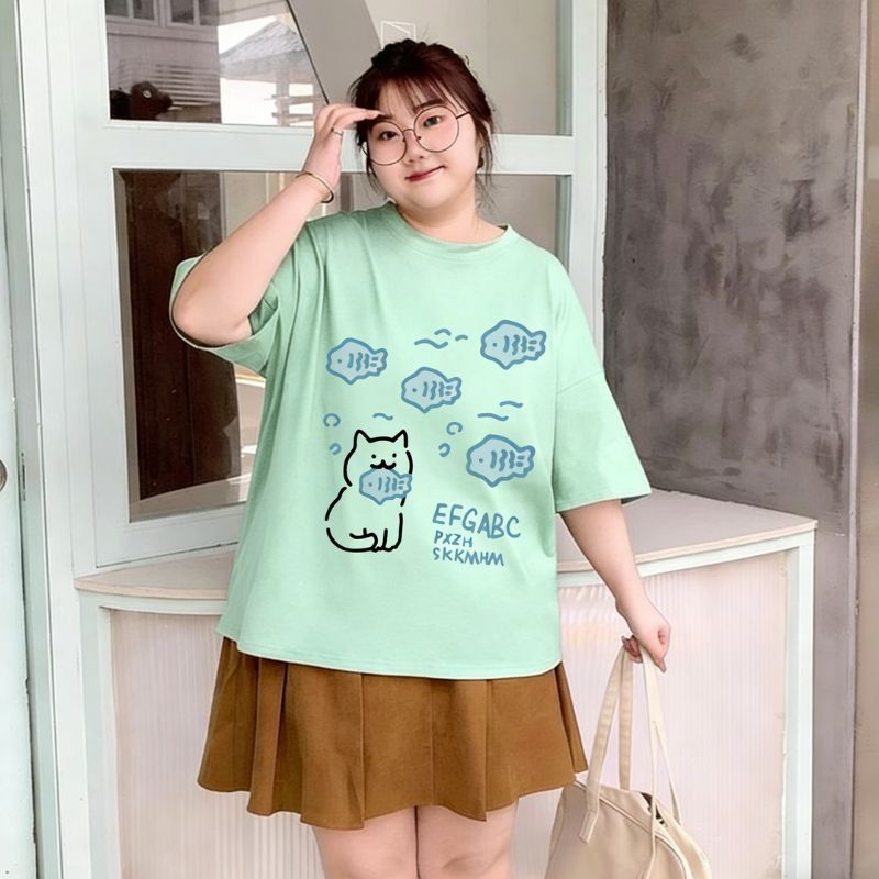 Teddy Tee 🐻 แฟชั่นเสื้อน่ารัก เสื้อคนอวบ OVERSIZE พิมพ์ลาย "CAT EFGABC" ผ้าCOTTON100% โคตรนุ่ม เสือใส่สบาย【COD】