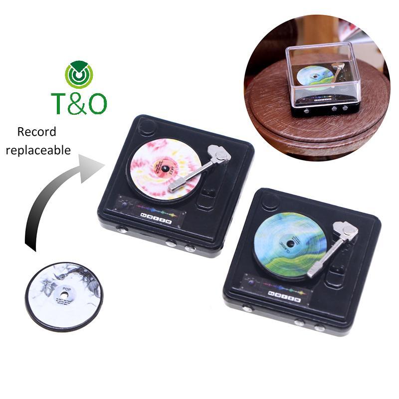 [T&OT] 1:12 Dollhouse Miniature CD Player Disc Player Home Model Decor ของเล่นตุ๊กตาเครื่องใช้ในบ้าน