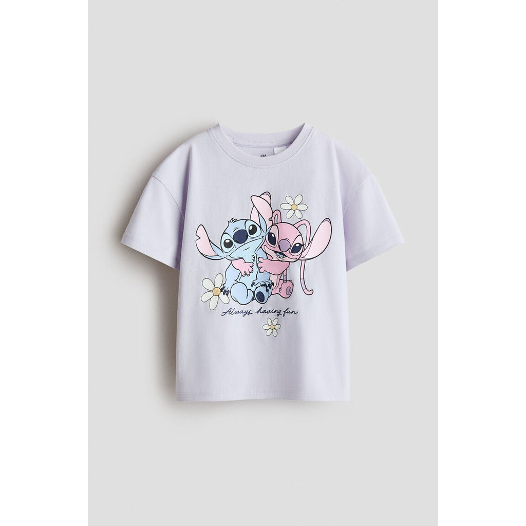 H&M(เอชแอนด์เอ็ม) เสื้อยืดผ้าฝ้ายพิมพ์ลาย Girls Print-motif cotton T-shirt 1326349_2