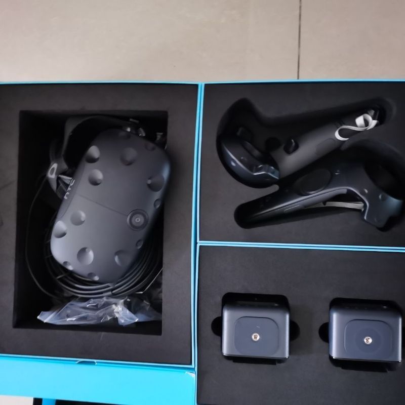 HTC VIVE ทดสอบคุณภาพพิเศษVR眼镜头 HTC มือและvr