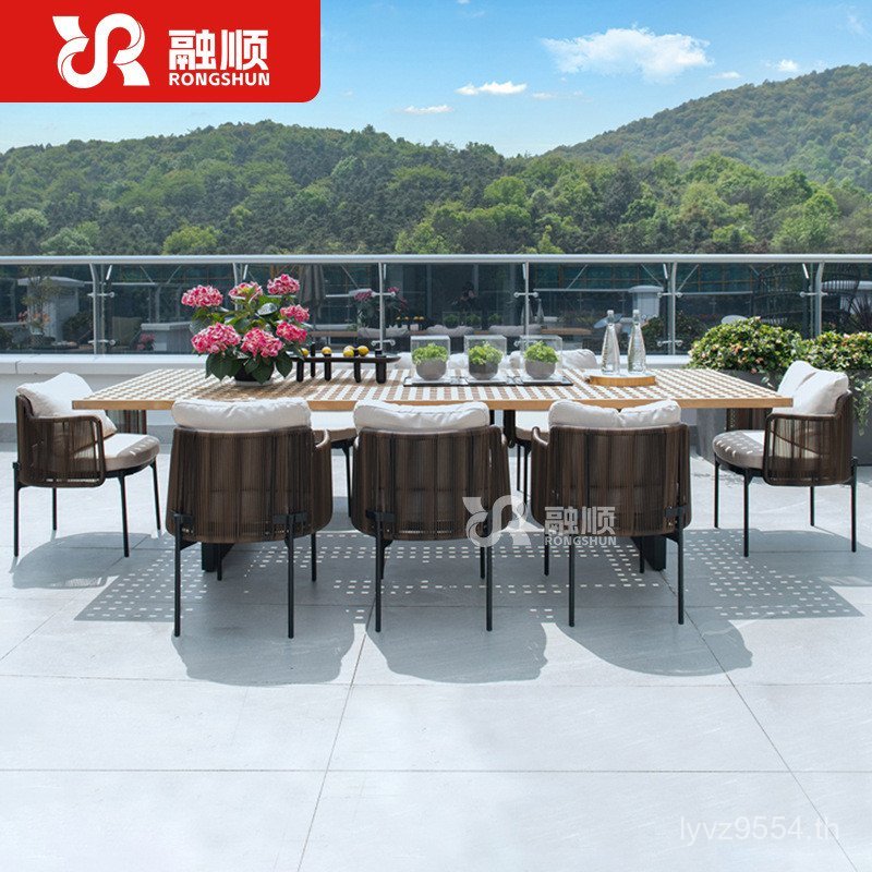 ไม้เนื้อแข็งรักษาตาข่ายหวายกลางแจ้ง Terrace เฟอร์นิเจอร์ Villa กลางแจ้งผสม High-End โต๊ะเก้าอี้ Leis