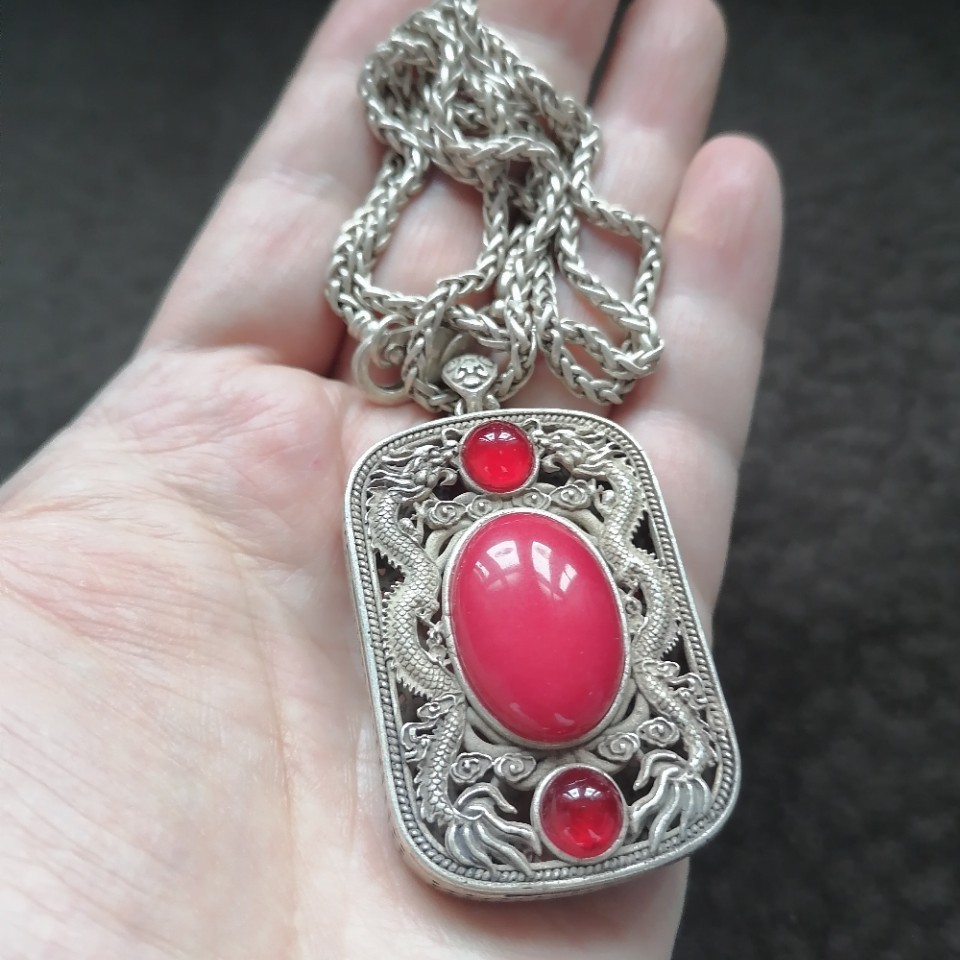 Antique Collection Area Backflow เงินเก่าฝังทับทิมมงคล Ruyi จี้สร้อยคอมังกรคู่เล่นสร้อยคอลูกปัด YBL2