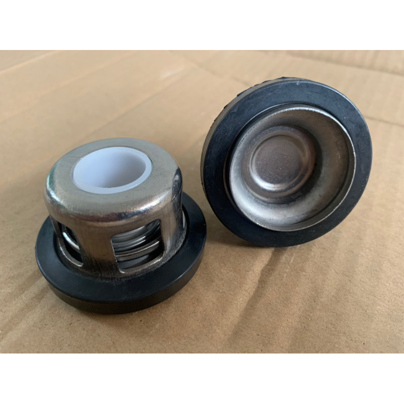 P63 ชุด วาล์ว ของ.. ปั๊มสามสูบ 2” ขนาดยางวาล์ว  57 มิล 2นิ้ว