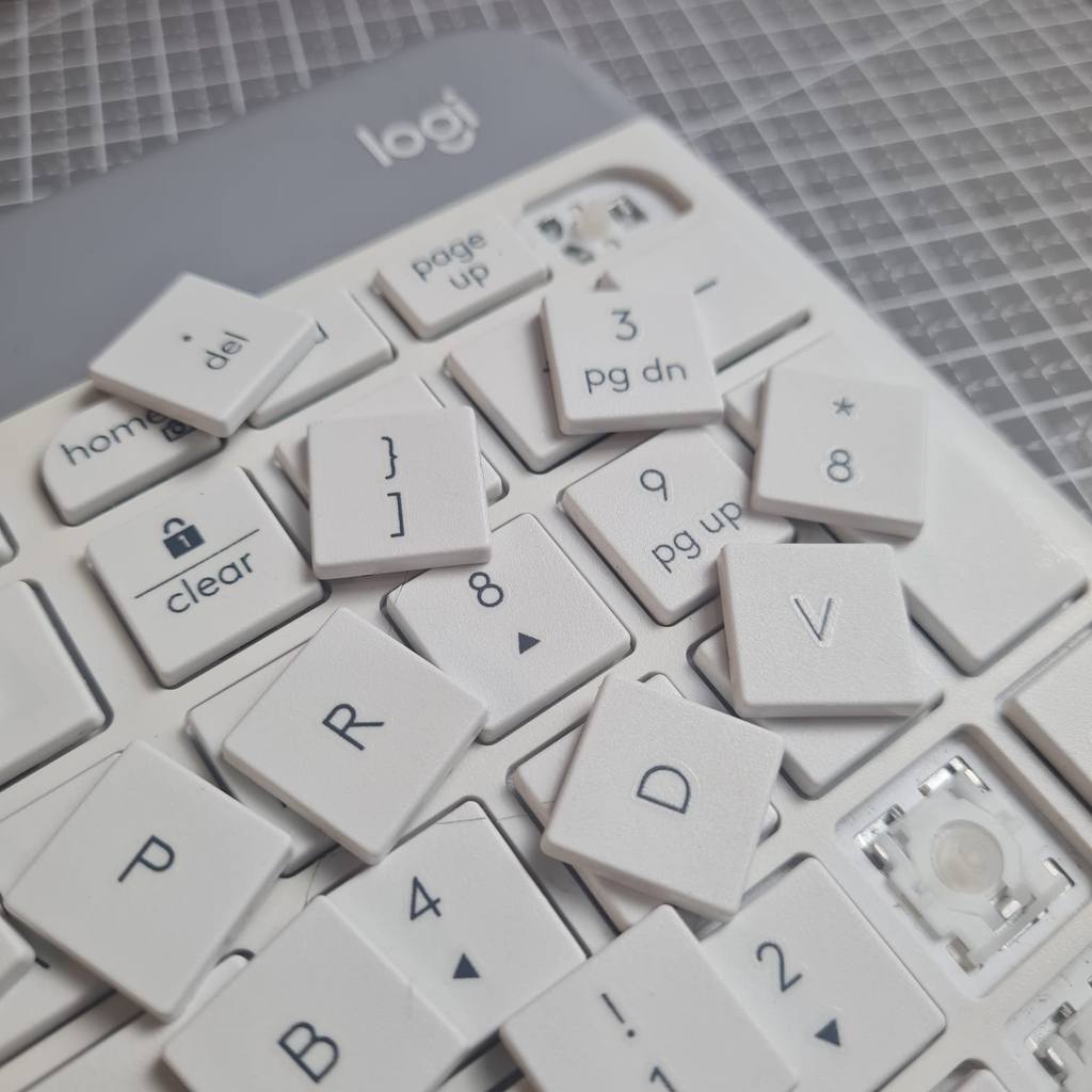 Logitech K580 Keyboard Keycaps K470 ombol Button Cover คีย์บอร์ดตัวอักษรตัวเลข spasi shift arrow สีด