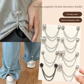 กางเกงขาสั้นแบบแม่เหล็ก หัวกระดุมซ่อนอยู่ เป็นการออกแบบที่สว…