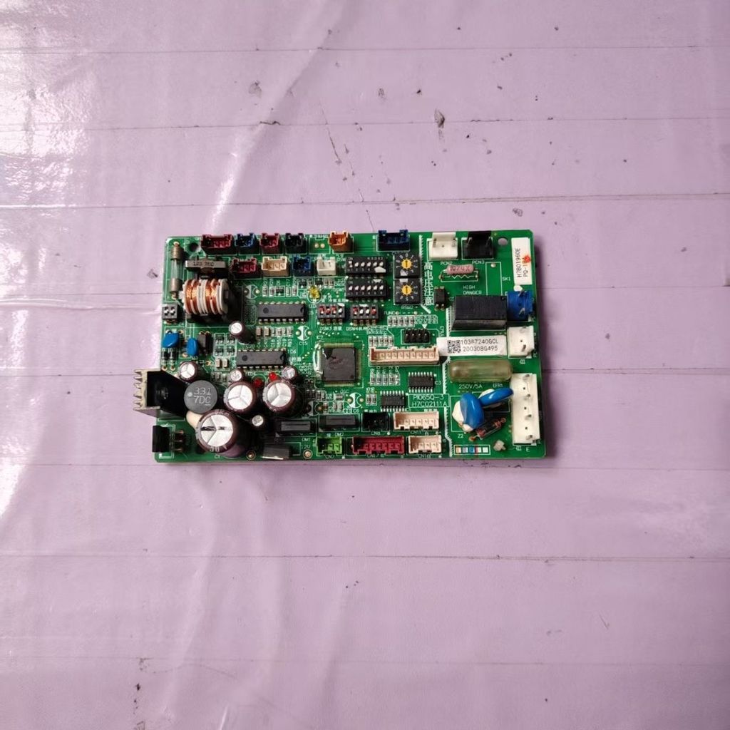 เมนบอร์ด Hisense Hitachi รุ่น H7B01960E H7C02111A PI065Q-4 ของแท้