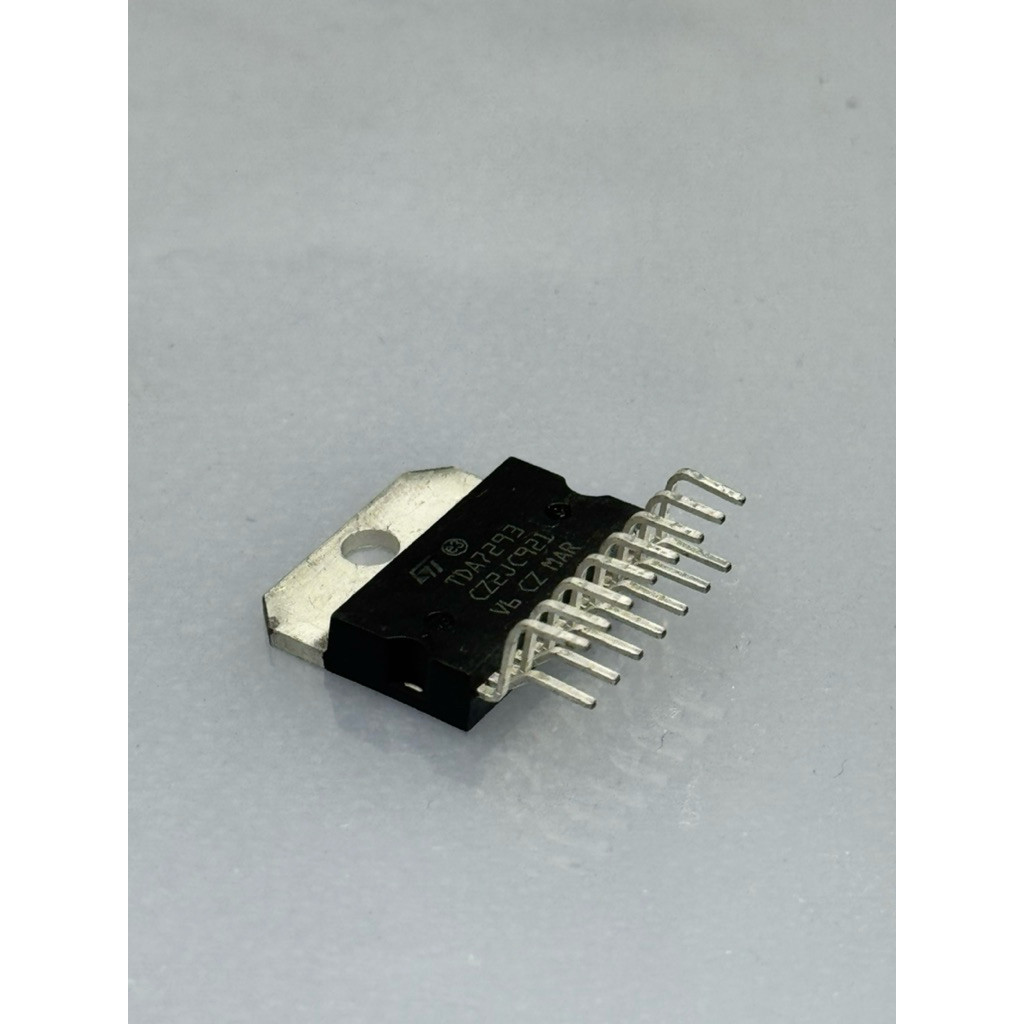 ส่งเร็วในวัน TDA7293 TDA IC ขยายเสียงกำลังสูง TDA7293V 100W