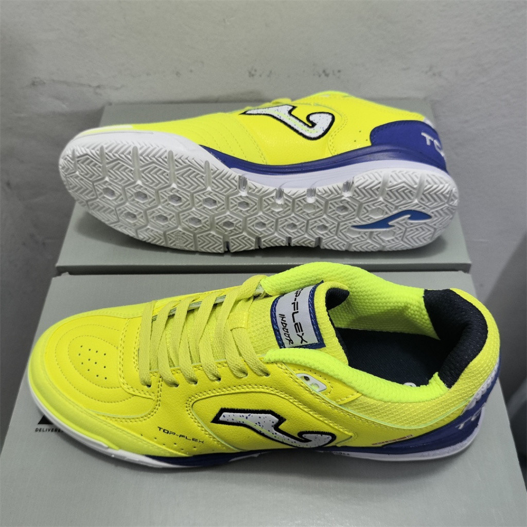 รองเท้าฟุตบอล Qiaoma ขนาด 39-45 Euro มีความยืดหยุ่น และทนทานต่อการสึกหรอ