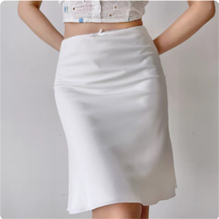 Dahong💖99377 กระโปรงมิดี้สีขาวทรงเข้ารูป  กระโปรงสั้นทรงเอไล…