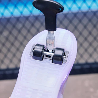 Roller Shoes โรลเลอร์สเก็ตสำหรับเด็ก ที่ถอดออกได้ Pulley Double-W Heels LED ระบายอากาศได้สะดวกสบาย 30-34 【จัดส่งจากประเทศไทย】
