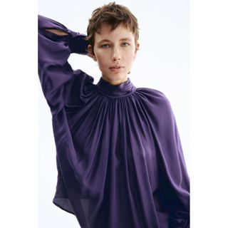 H&M(เอชแอนด์เอ็ม) เสื้อเบลาส์ผ้าพลิ้ว ผู้หญิง 1297202_2