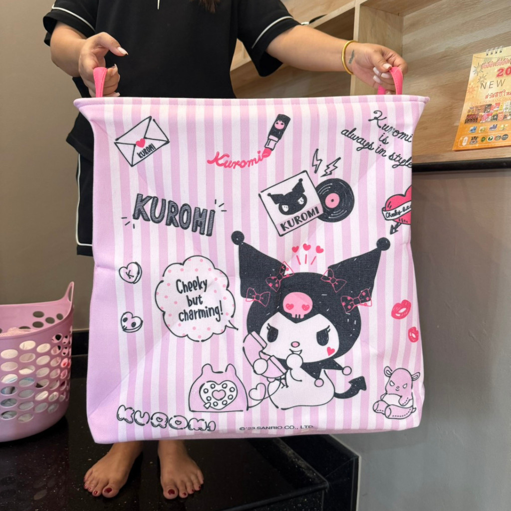 ตะกร้าผ้า ใบใหญ่ยักษ์ แต่งห้องให้คาวาอี้ด้วยตะกร้าผ้า งานผ้าแคนวาสตั้งเป็นทรงสวย วางมุมไหนก็ดูดี ขนาด 50 × 48 × 40 cm