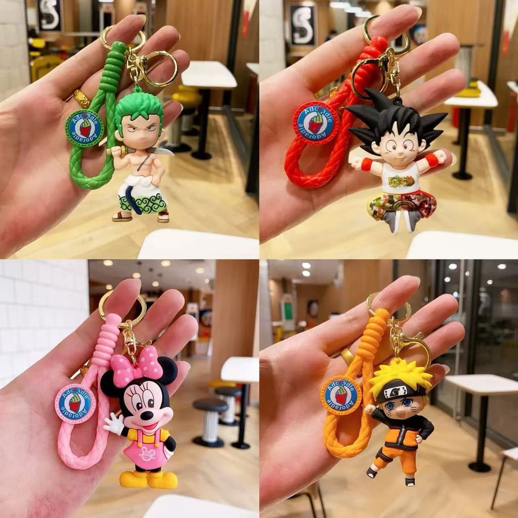 การ์ตูนรูปการ์ตูนตุ๊กตาพวงกุญแจประณีตตุ๊กตานักเรียนกระเป๋าเป้สะพายหลังจี้อุปกรณ์เสริมในรถยนต์คู่ของขวัญเล็กๆขายส่ง