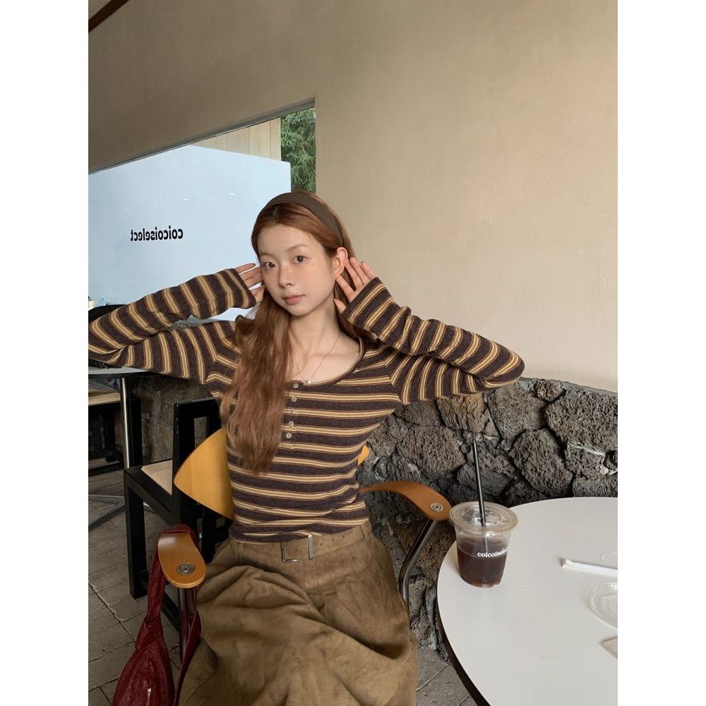 C แขนสไตล์ใหม่ Bottoming อเมริกันย้อนยุคแขนยาว codtu สาวร้อนลายคอปกฤดูใบไม้ร่วงเสื้อ Slim-fit แฟชั่น