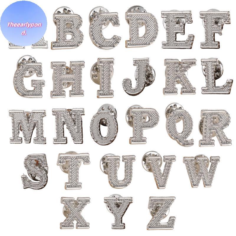 เข็มกลัดโลหะลายตัวอักษร A-Z สำหรับเสื้อสูท 2pcs แฟชันเครื่องประดับสำหรับผู้ชายและผู้หญิง