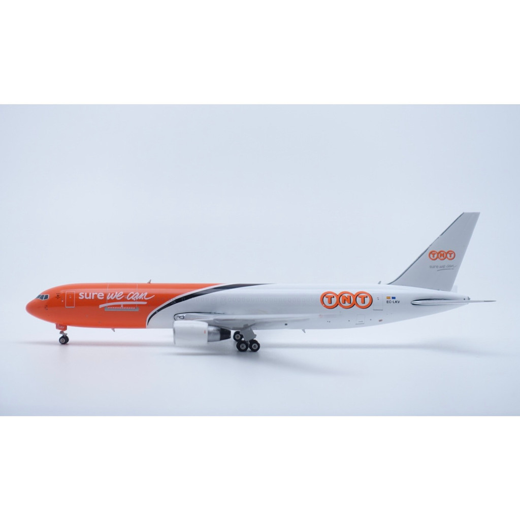 Phoenix 04486 1:400 TNT B767-300ER EC-LKV 现货