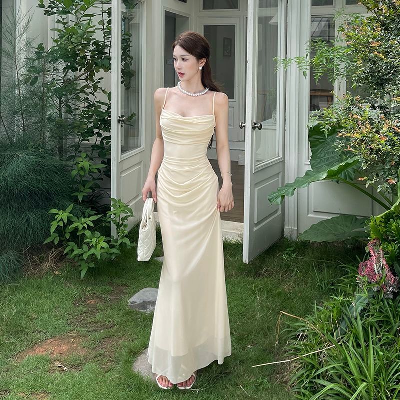 2026 แฟชั่น 2026INSDOIT ฝรั่งเศส High-End อารมณ์เอวแคบ Slimmer ดู Slim-fit สลิงสะโพกกระโปรงสลิงคอ Fi