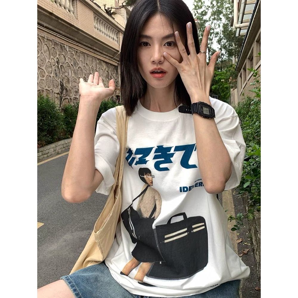 COD American Retro chic พิมพ์เสื้อยืดแขนสั้นผู้หญิงฤดูร้อนหลวมรอบคอคู่เสื้อผ้า ins อินเทรนด์ 2026 ED