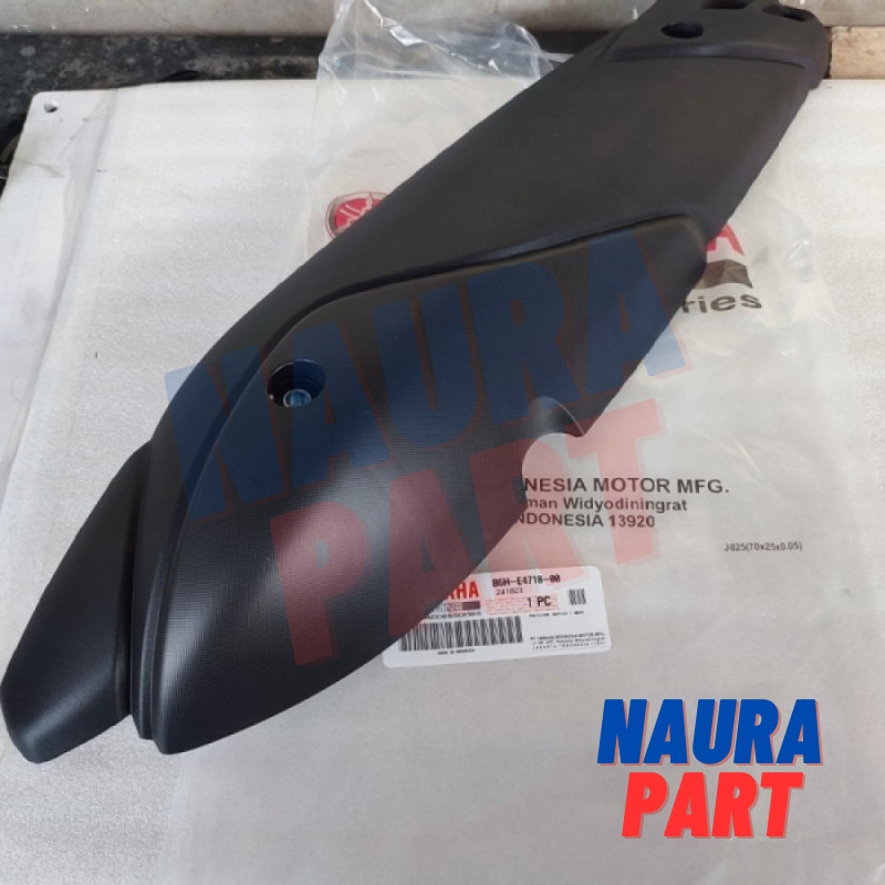 NEW NMAX 2020 ฝาครอบ EXHAUST ดั้งเดิม YGP B6H-E4718-00