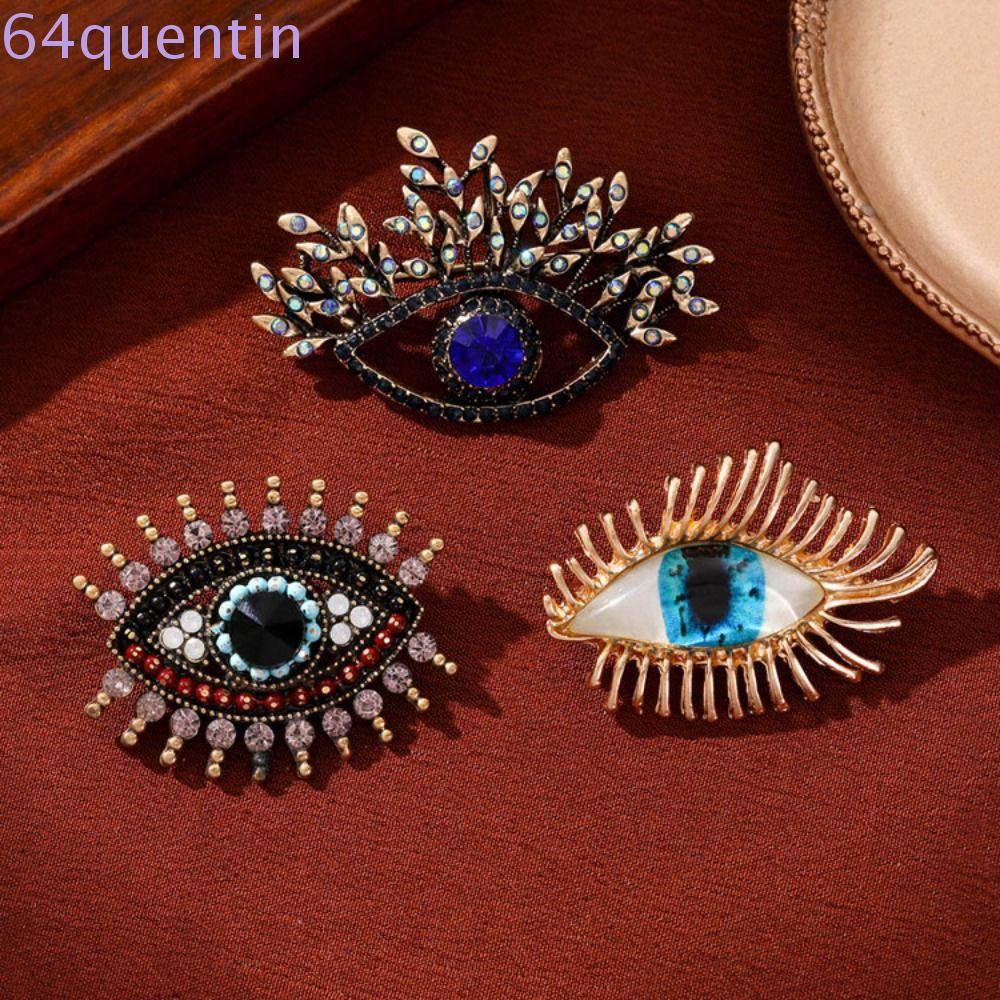 QHENTIN Devil Eye เข็มกลัด Pin, ตกแต่ง Vintage Luxury Badge Pin, แฟชั่น Hollow Out จี้คริสตัล Rhines