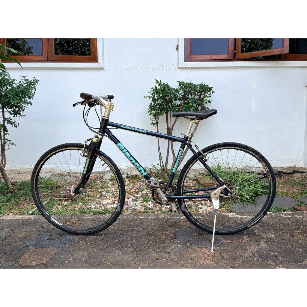 จักรยานไฮบริดญี่ปุ่น - ล้อ 28 นิ้ว - เกียร์ 3x8 (24 สปีด) - อลูมิเนียม - โช๊คหน้า - Bianchi Back Str