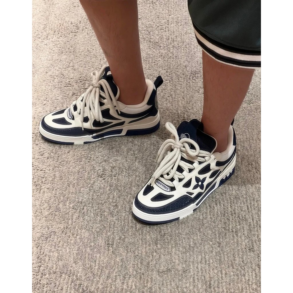 ใหม่ Louis Vuitton Louis Vuitton รองเท้าผู้ชาย Lace-Up แฟชั่นรองเท้าลําลองพื้นหนา