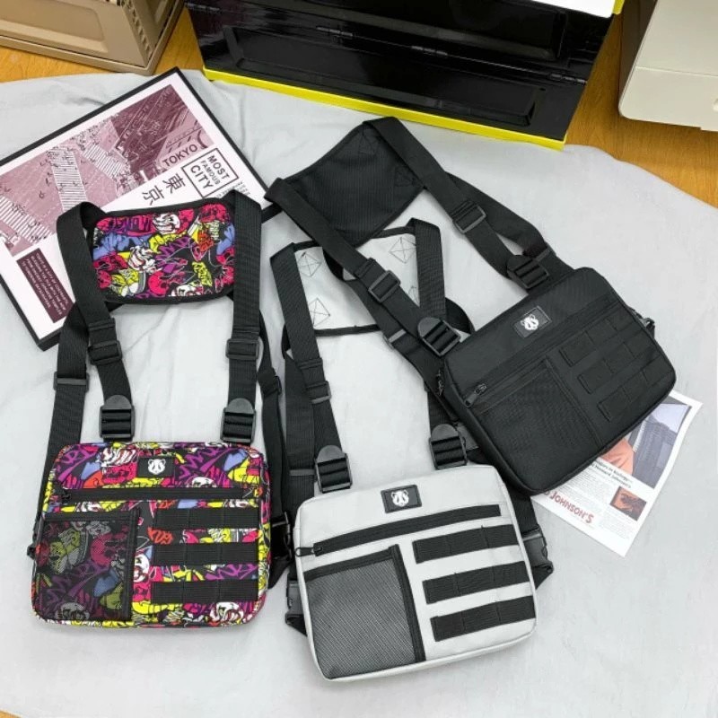 กระเป๋าสะพายอกสไตล์ฮิปฮอป ดีไซน์ไรเดอร์ สายคล้อง Chest Rig แฟชั่น ใช้งานคล่องทุกการเคลื่อนไหว