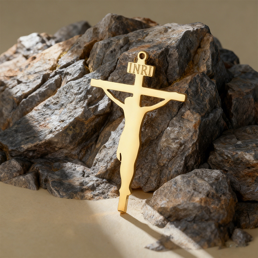 MYSHAPE 1 ชิ้น INRI Crucifix พระเยซูบน Cross จี้สแตนเลสคริสเตียนสวดมนต์ศาสนาเครื่องประดับทําอุปกรณ์เสริม DIY ของขวัญ