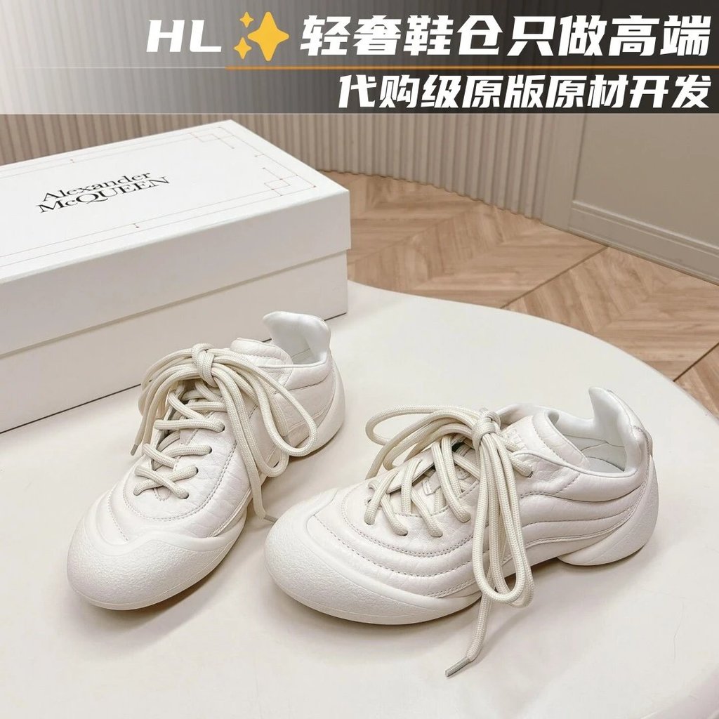 Comparison McQueen รองเท้าผ้าใบ Alexander McQueen รองเท้าลําลอง Alexander McQueen Flexion คู่ Retro 