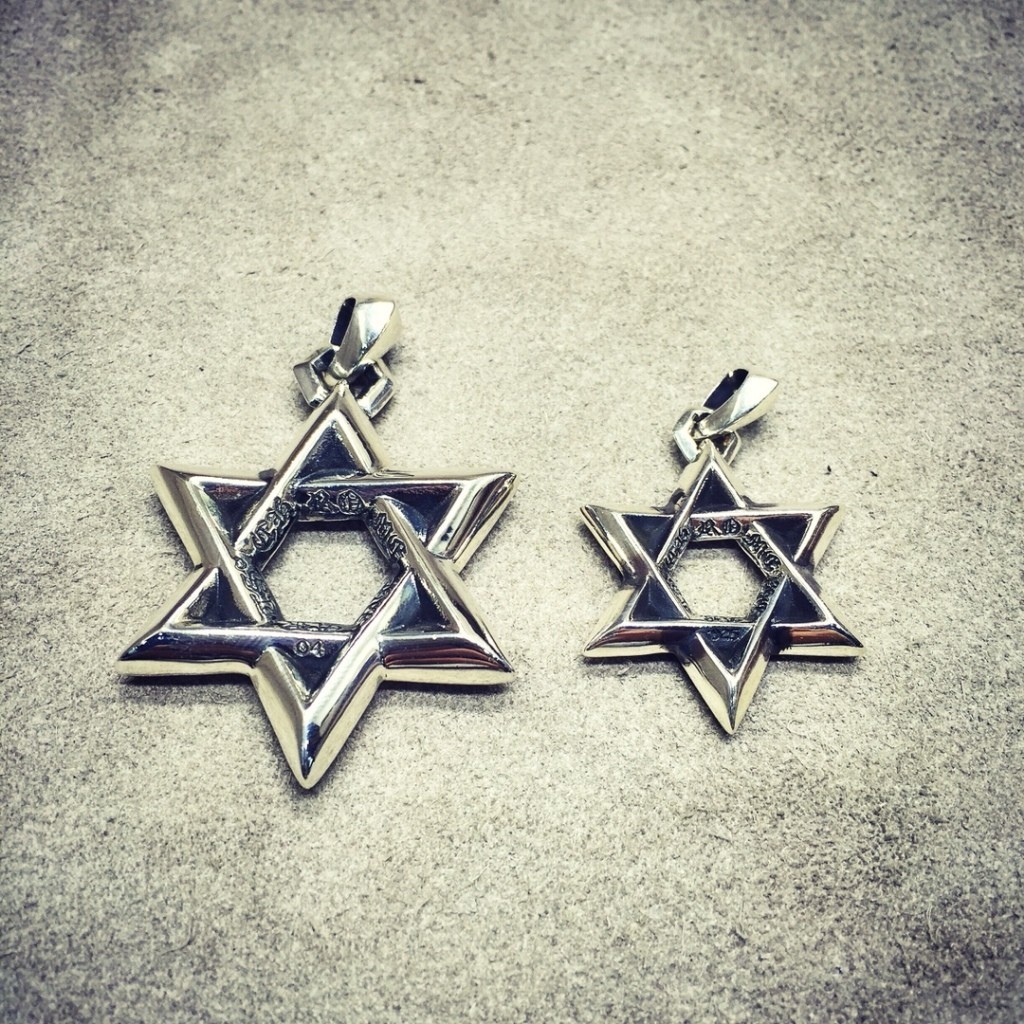 จัดส่งฟรีของขวัญ Chrome 925 Hearts s925 เงินสเตอร์ลิง Seiko Classic Hexagram จี้