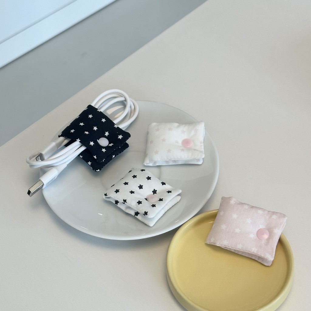 Ins Quilted Star Data Storage Line เดสก์ท็อปภาพตกแต่งเกาหลี Polka Dot Desktop Storage