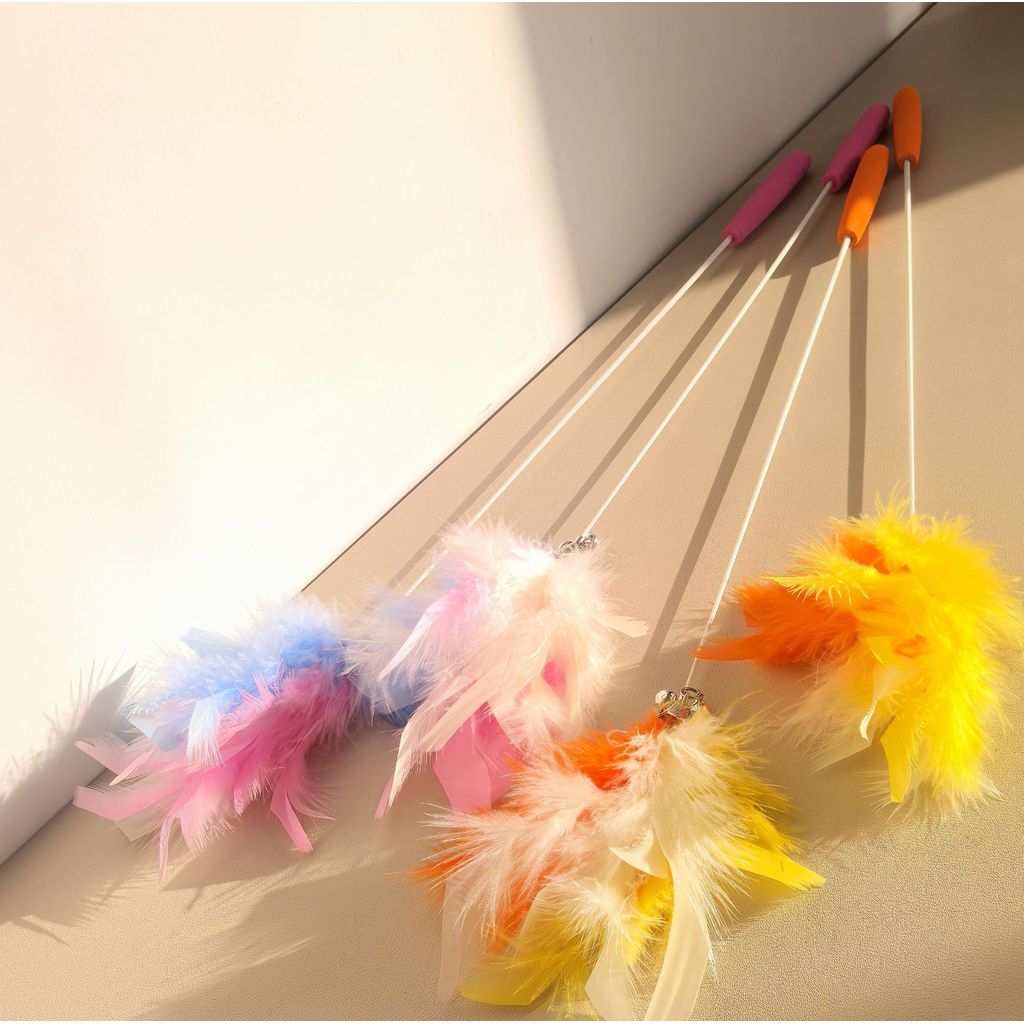 Cat cat teaser สีสัน Feathers Small Fresh cat teaser Feathers Duoduo Double Bells ของเล่นแมว Fairy c