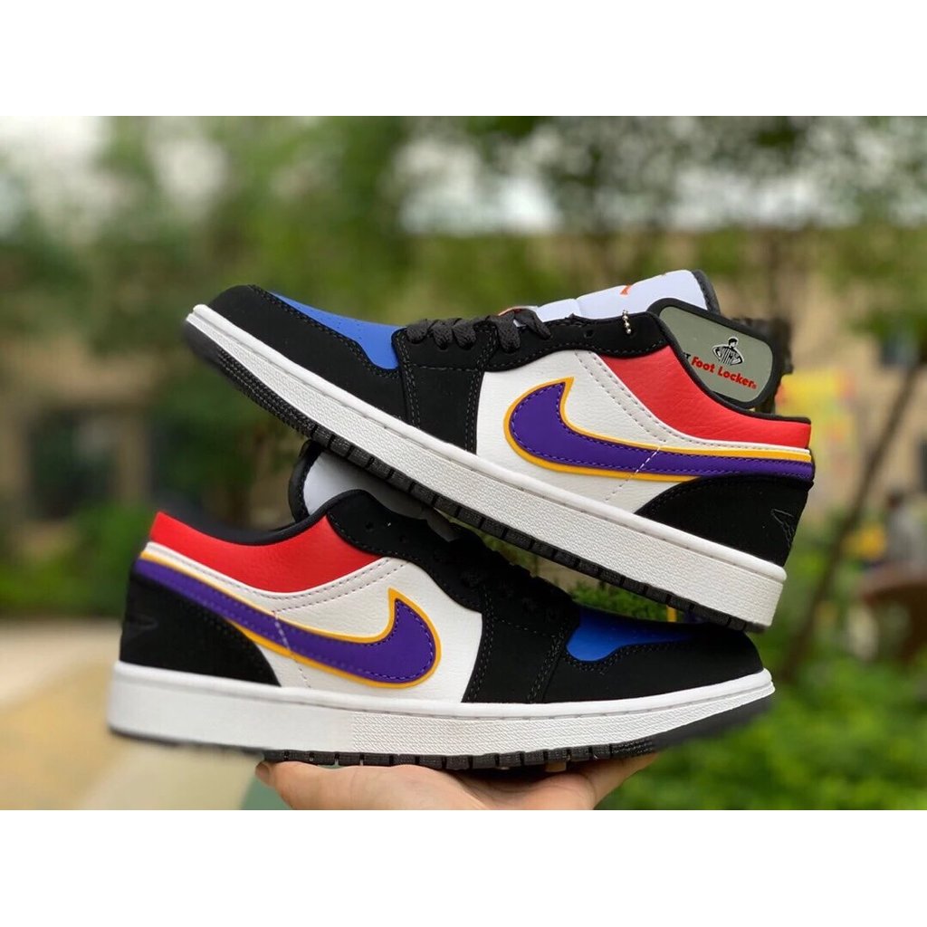 Air Jordan 1 Low Laker ' s Top3 รองเท้าบาสเก็ตบอล Low-Top สีดํา ขาว แดง น้ําเงิน CJ9216-051