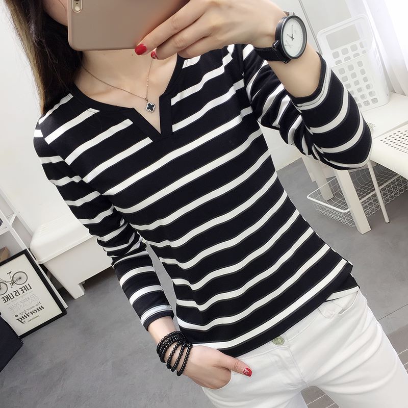 2DPA 2025 ฤดูใบไม้ร่วงเกาหลีรุ่น Slim-fit Slimmer ดูลาย V คอยาวเสื้อยืดแขนยาวนักเรียนหญิง Top