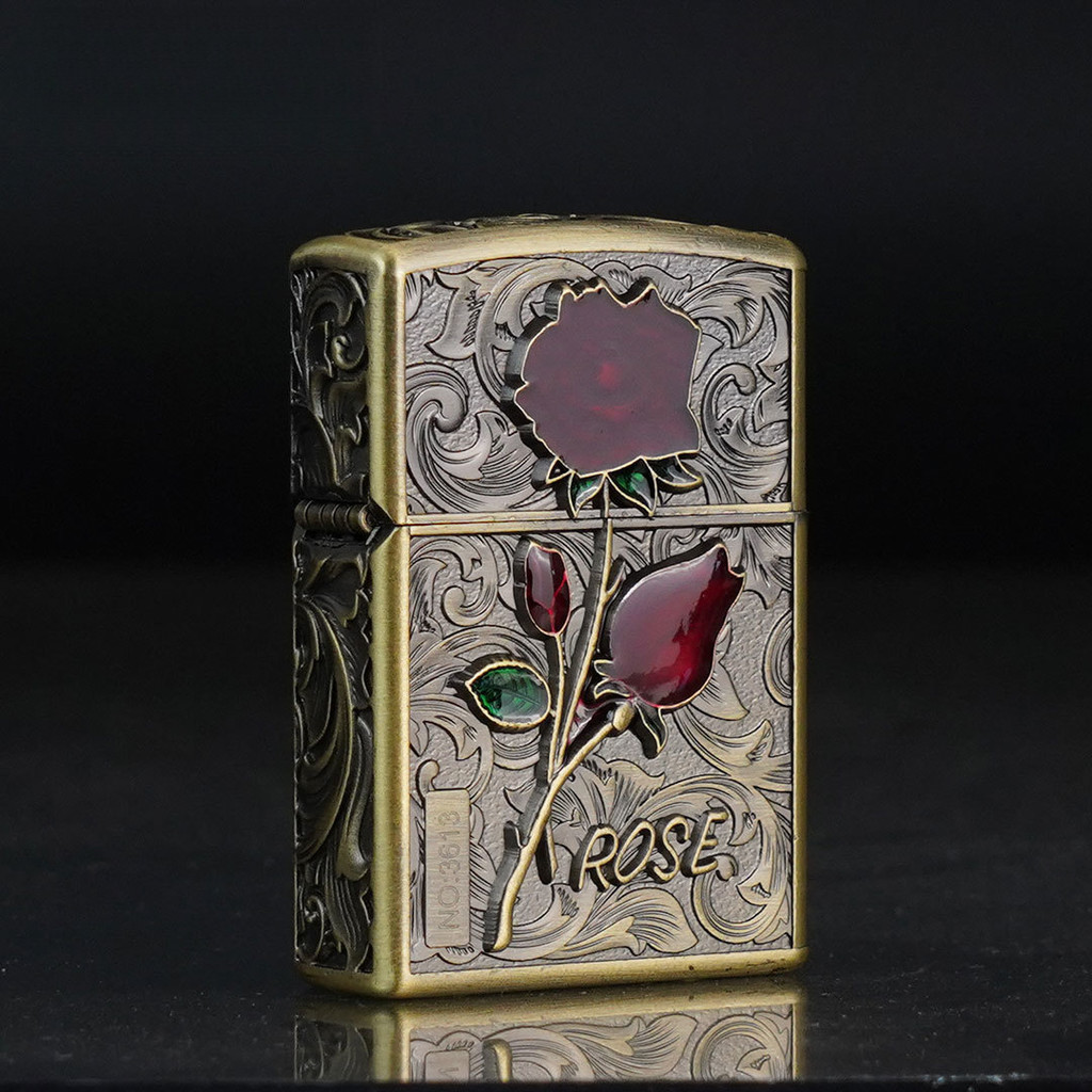 「⚡ขาดทุน!」   สีหลักกุหลาบบรอนซ์กุหลาบน้ำมันก๊าดไฟแช็กกันลมของขวัญเทศกาล Qixi /1