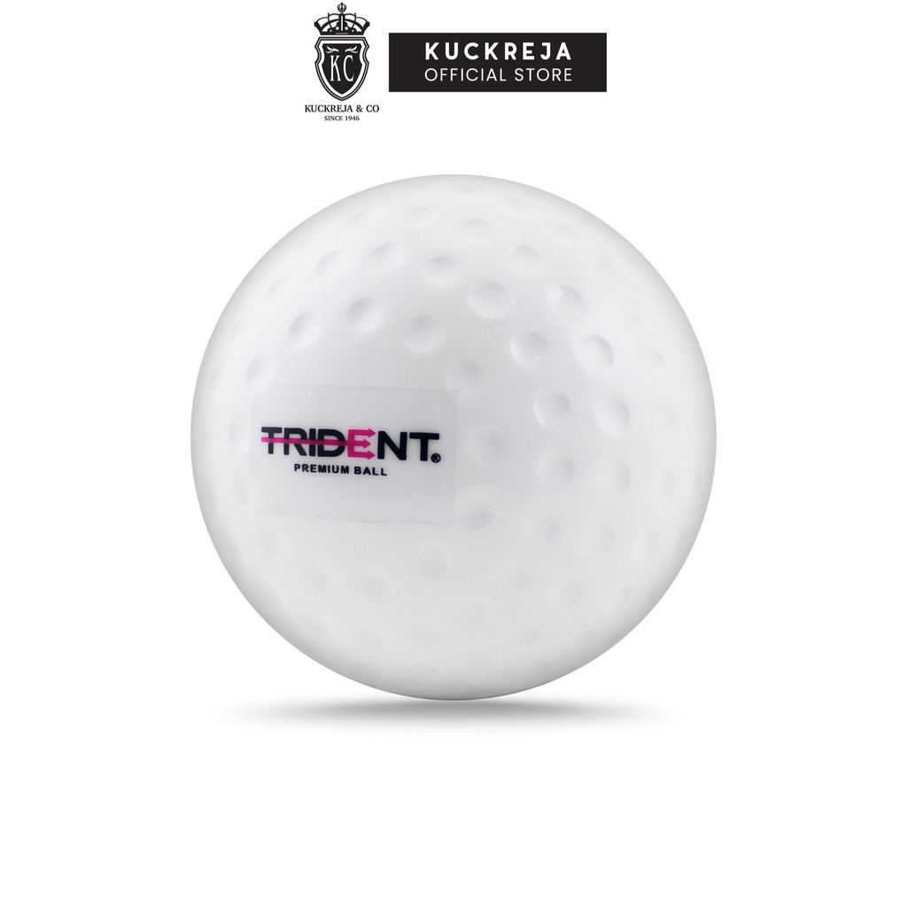 Trident Premium Dimple Hockey Ball - สีขาว — صورة 4